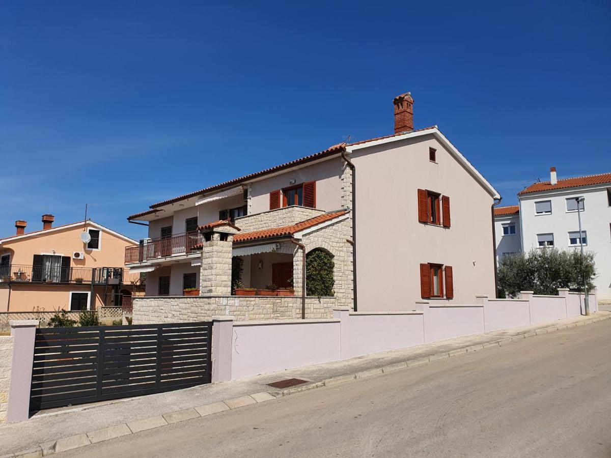 PUY Apartments Luciana & Helena מראה חיצוני תמונה