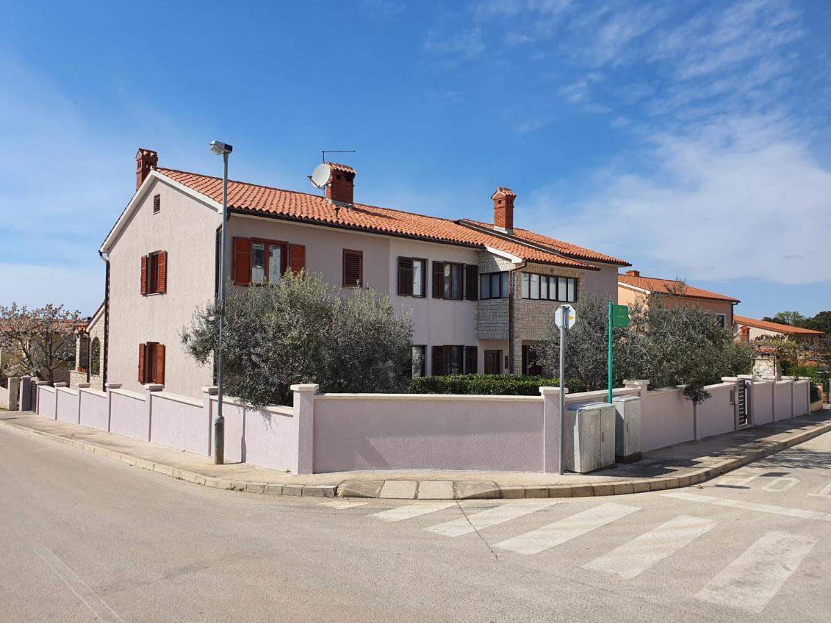 PUY Apartments Luciana & Helena מראה חיצוני תמונה